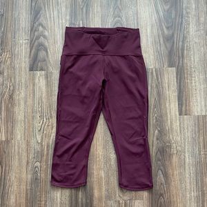 Lululemon Train Times Crop 17” sz 6